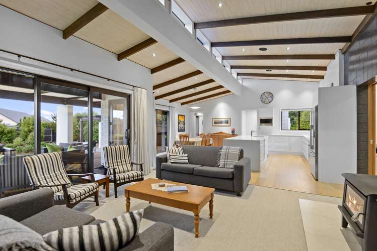 42 Grangewood Drive Lincoln_7