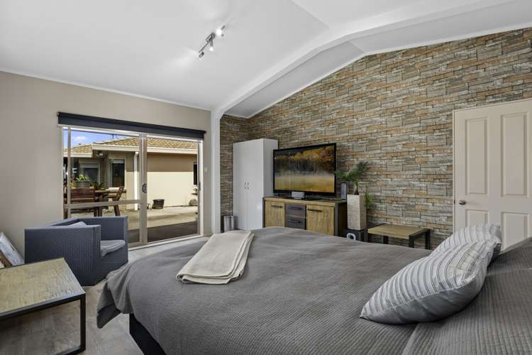 6 Mahonia Place Pyes Pa_22