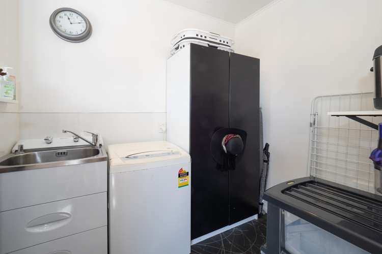 6 Mcnicol Crescent Allenton_17