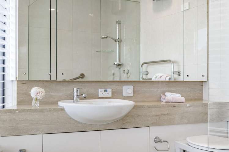 3/45 Tamaki Drive Mission Bay_18