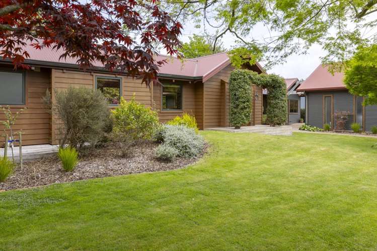 51 Chesham Avenue Waipahihi_33