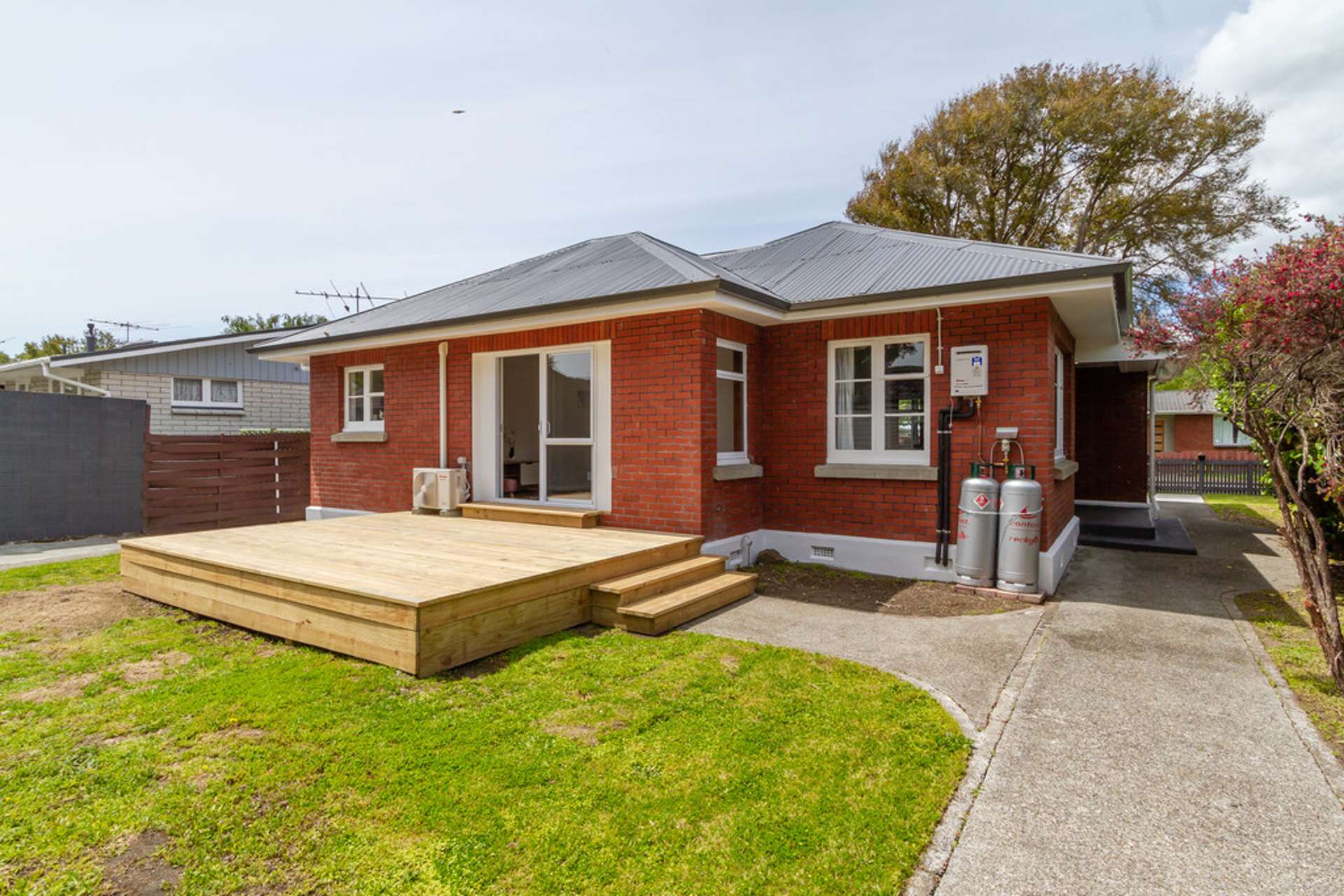 2 Flavia Grove Clouston Park Upper Hutt City Houses for Sale