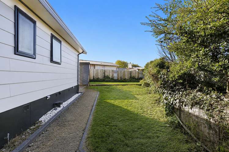 32 Gem Street Pukehangi_18