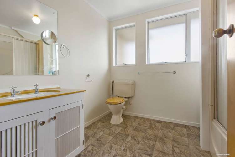 505 West Coast Road Glen Eden_13