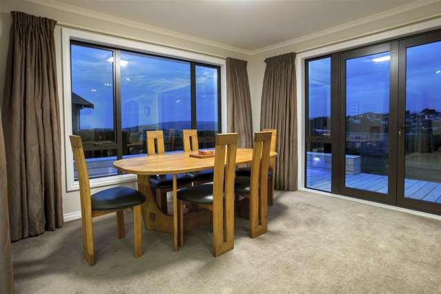 12 Aoraki Rise Aotea_3