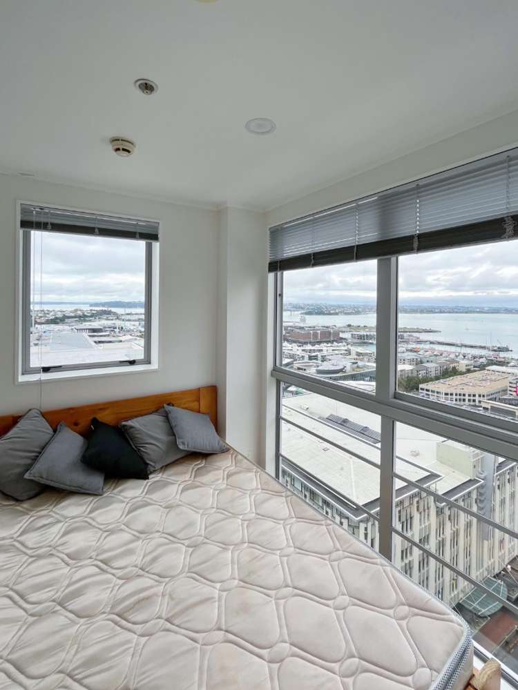 18K/34 Kingston Street 10015_8