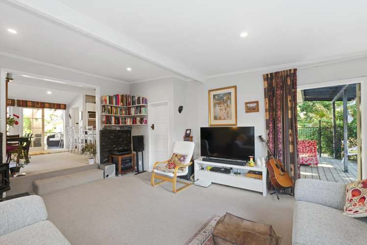 97 Seabrook Avenue New Lynn_11