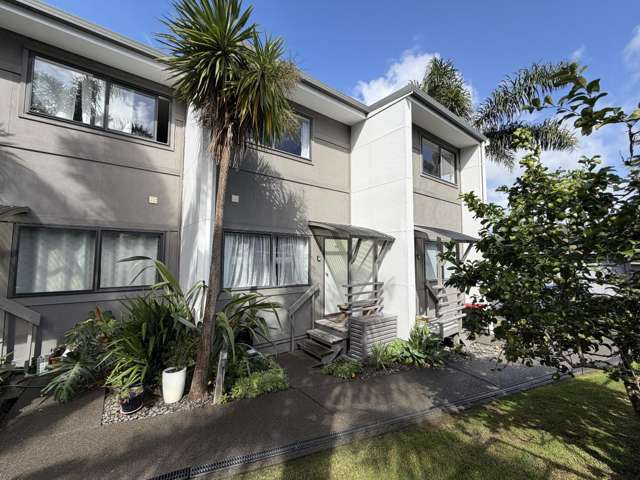 Spacious Two Bedroom Apartment