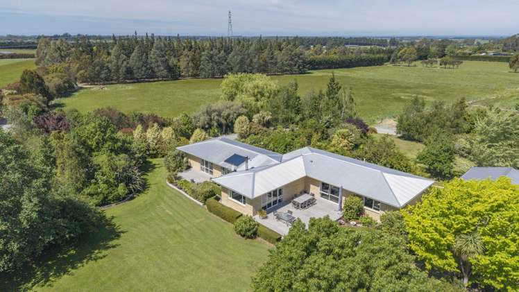 43 Bruces Road Sefton_39