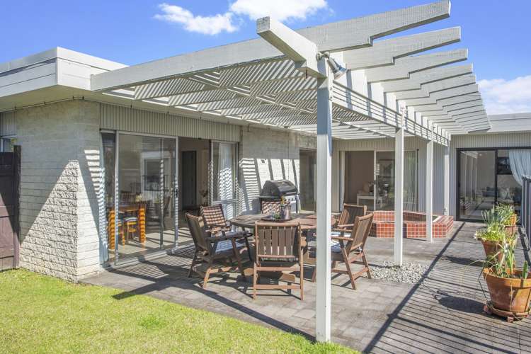 21a Bramley Drive Farm Cove_10