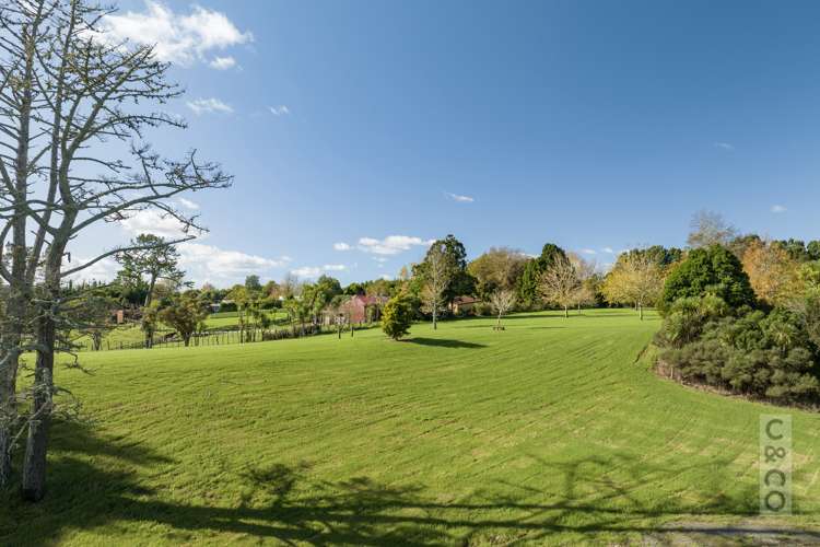 408 Taupaki Road Kumeu_10