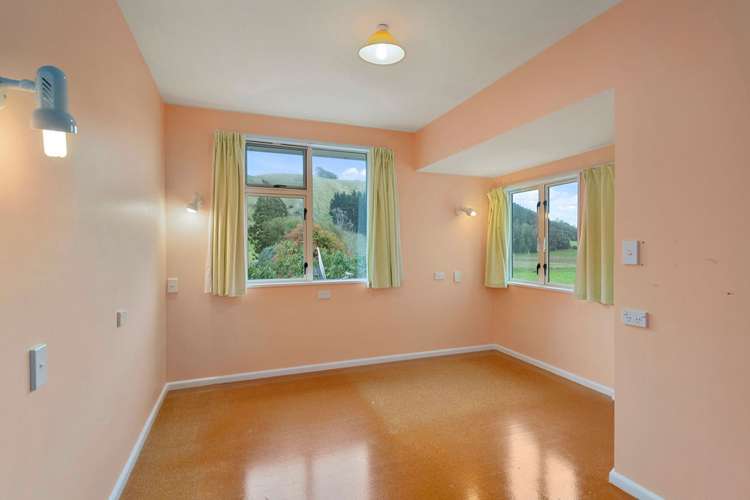 72 Hoon Hay Valley Road Kennedys Bush_9