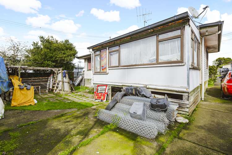 108 Clayton Avenue Otara_10