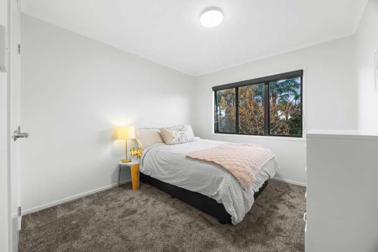 8 Vin Santo Lane Te Atatu Peninsula_25
