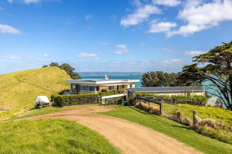 621 Gordons Road Waiheke Island_23