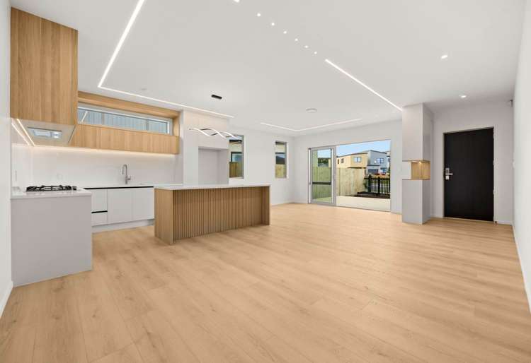 44 Furlough Road Opaheke_4