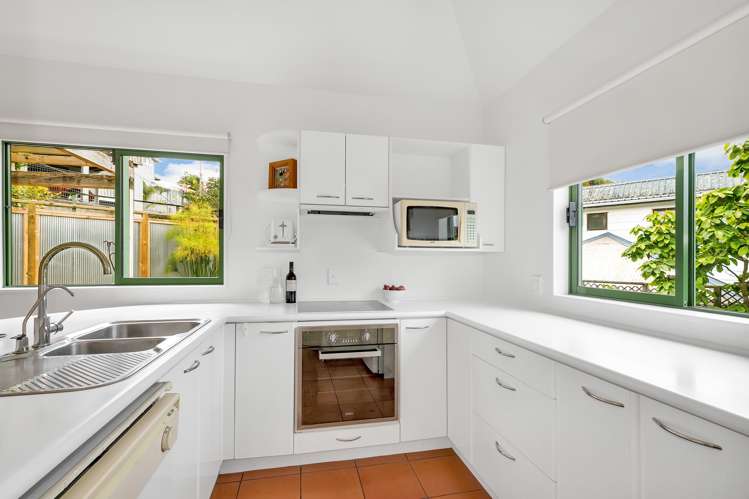 33a Geraldine Place Kohimarama_5