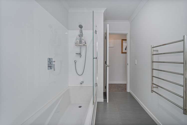 158 Silverstream Falls ROW Whitianga_30