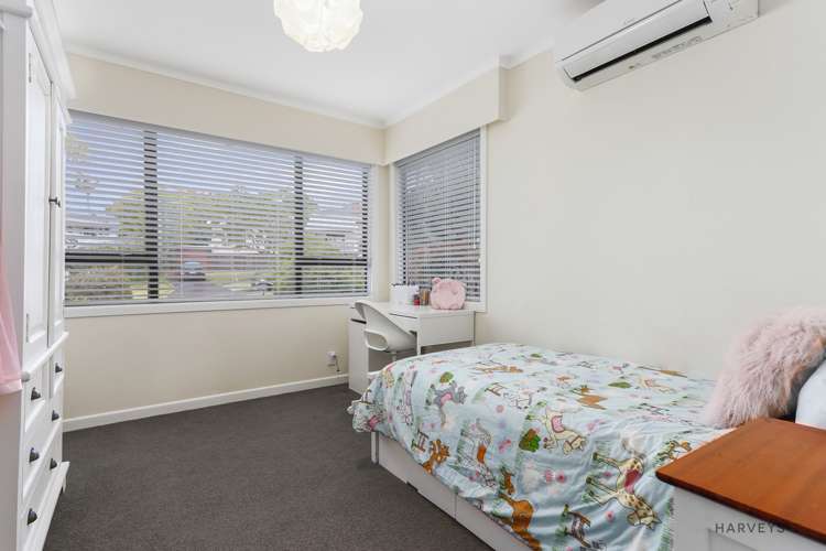 12 Deane Avenue Titirangi_11