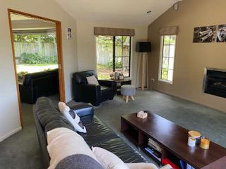 3c Kinross Drive Merrilands_5