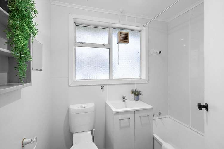 44 Glenpark Avenue Frankleigh Park_12