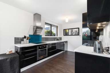 2/11 Moana Street_3