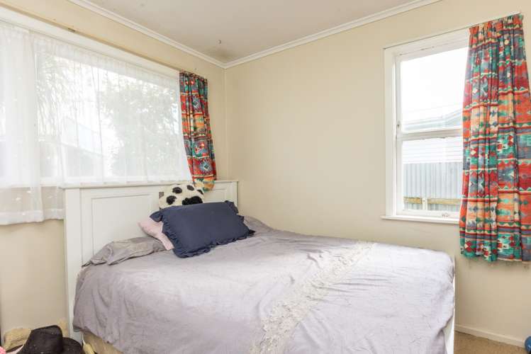 27 Wyatt Avenue Onekawa_11