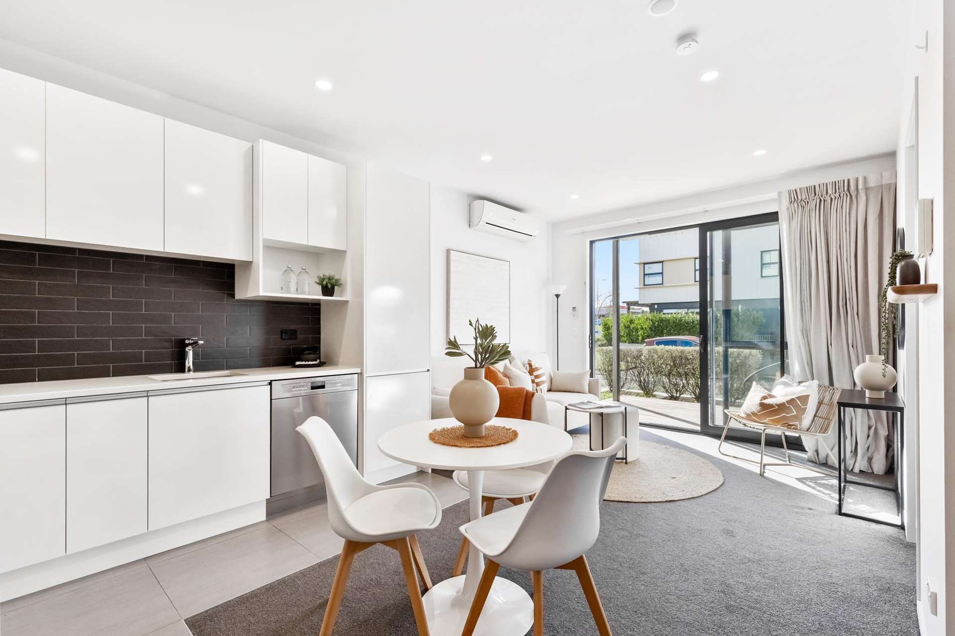 G06/1 Sidney Wallingford Way Hobsonville_0