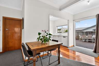 8 Anzac Avenue_3