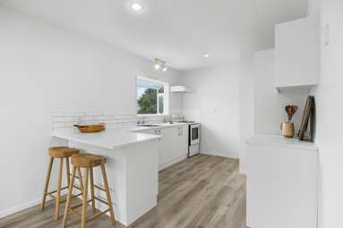 2/4 Shamrock Lane_2
