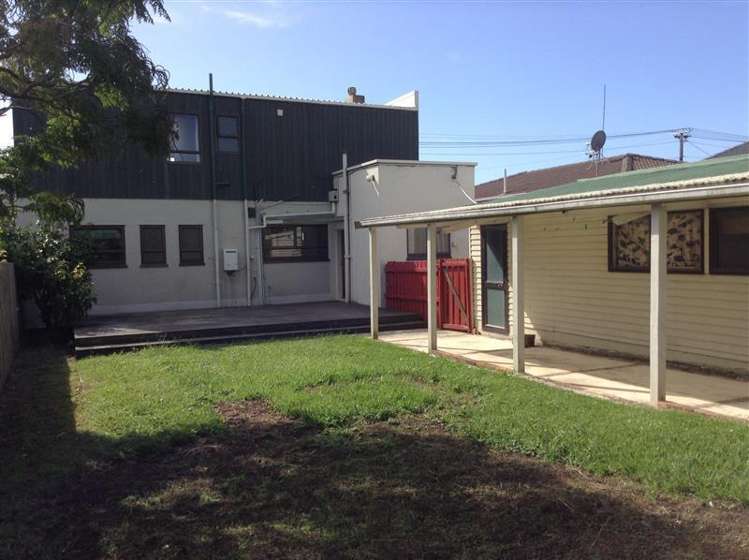 15 Westwell Road Belmont_6