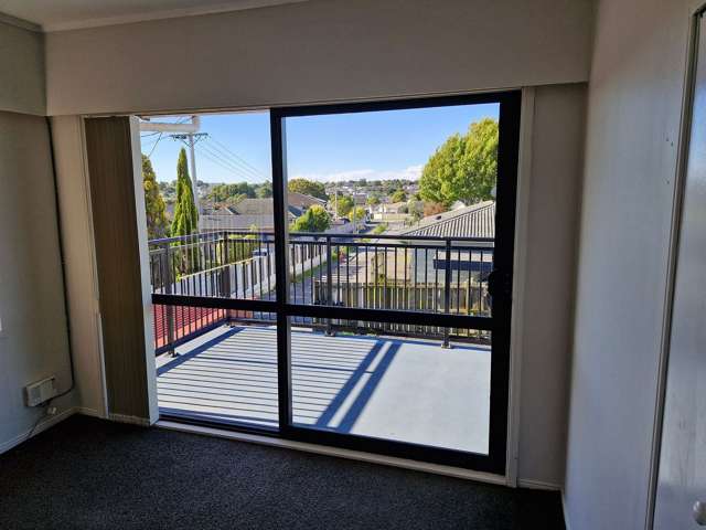 4/84A Pah Road Papatoetoe_4