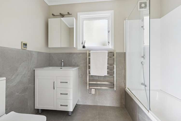 156 Paremata Road Paremata_15