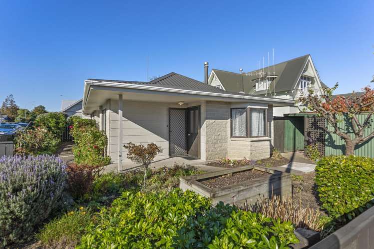 54 Russell Street Palmerston North Central_19