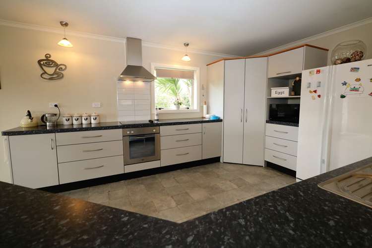 6 Endelave Way Carterton_9