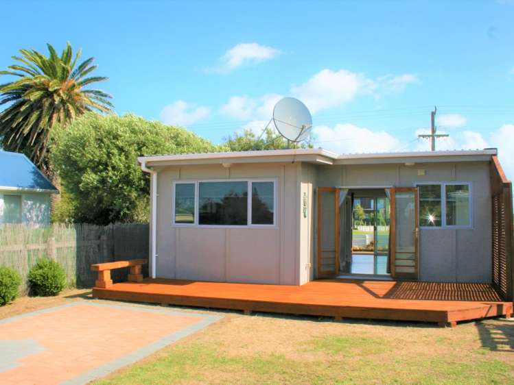 133 Seabury Avenue Foxton Beach_13