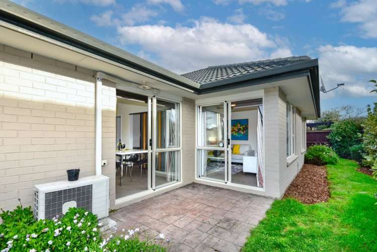 1/36 Kintyre Drive Broomfield_18