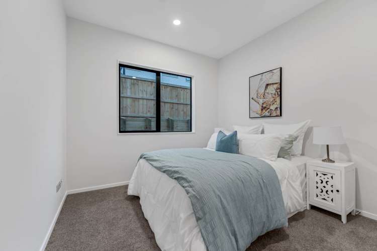61 Bushfield Drive Flat Bush_26