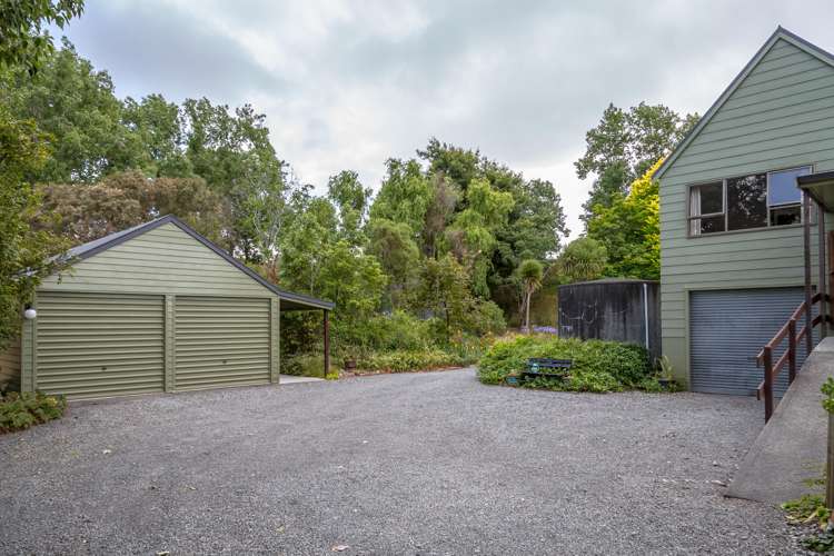 68 Eringa Road Longbush_19