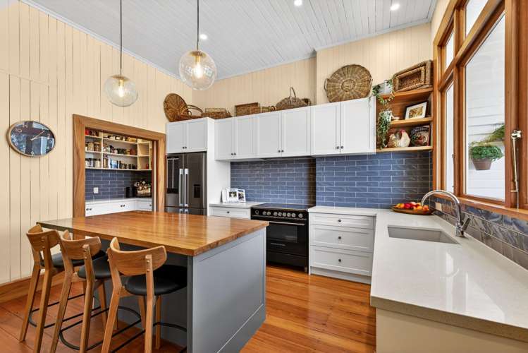 503 King Street South Hastings_3