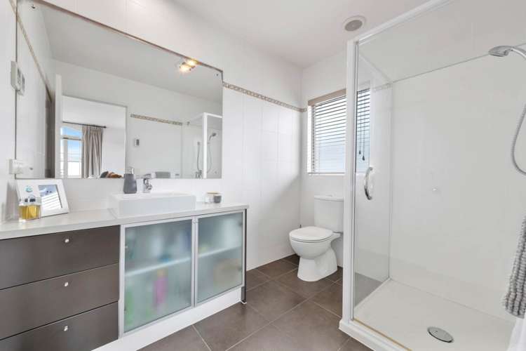 17 Pine Harbour Parade Beachlands_25