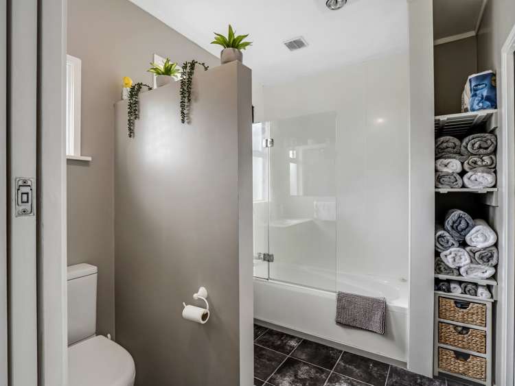 2 Ward Street Aramoho_14