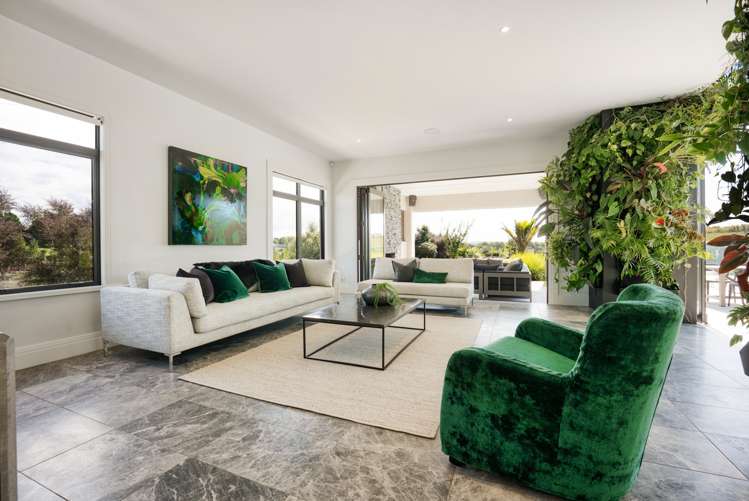 14 Myra Evelyn Grove Dairy Flat_14