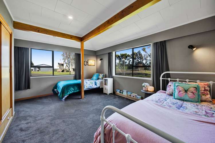 1306 Normanby Road Manaia_22