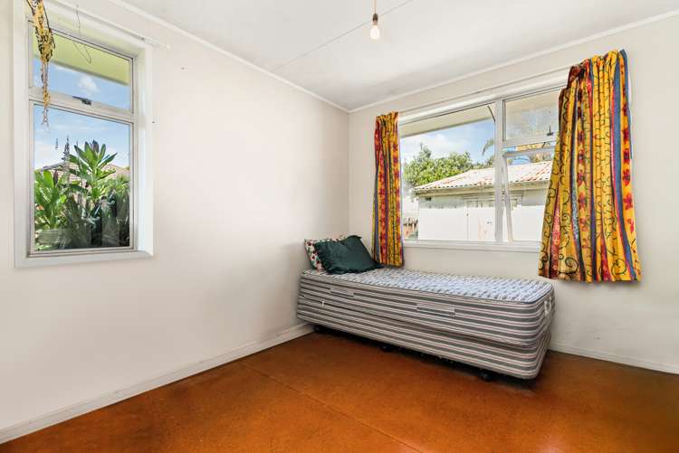 25 Eccles Place Otara_6