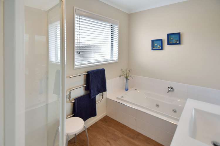 8 Greenfield Place Twizel_11