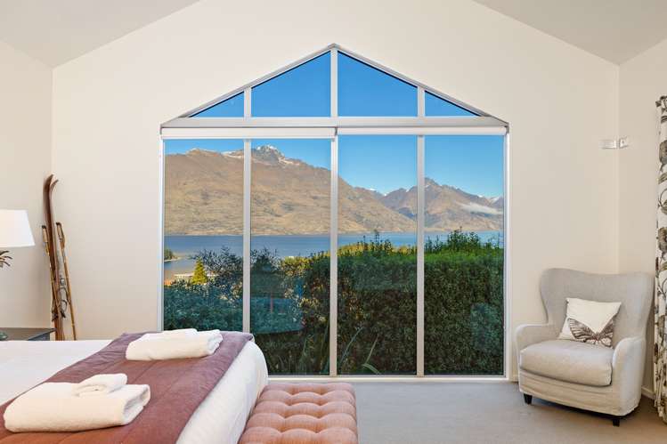 9 Galway Court Queenstown_12