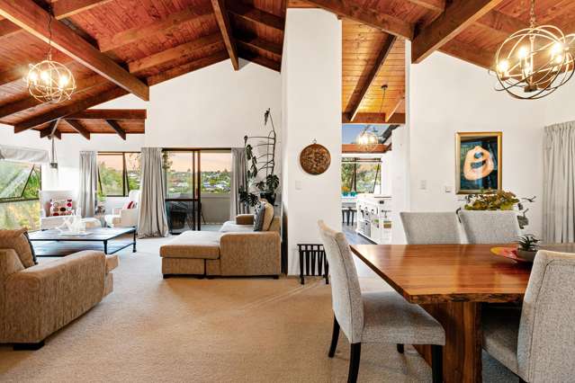 1/5 Sharon Road Waiake_1