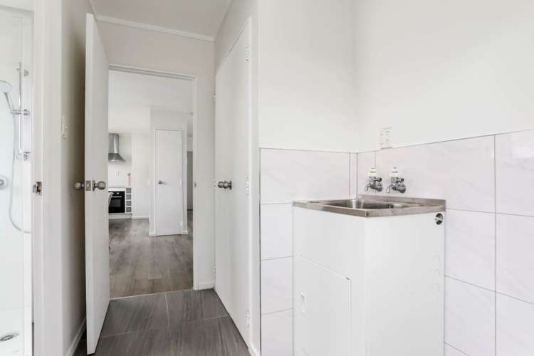 2/58 Clevedon Road Papakura_11