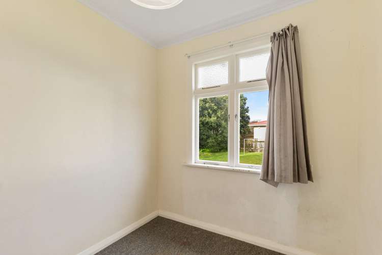 76 Parker Avenue Levin_7